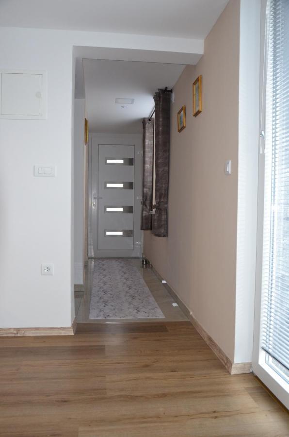 Apartment Hanny Lasko Exterior photo